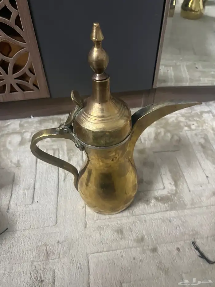 3 دلات نحاس مختوممة 10