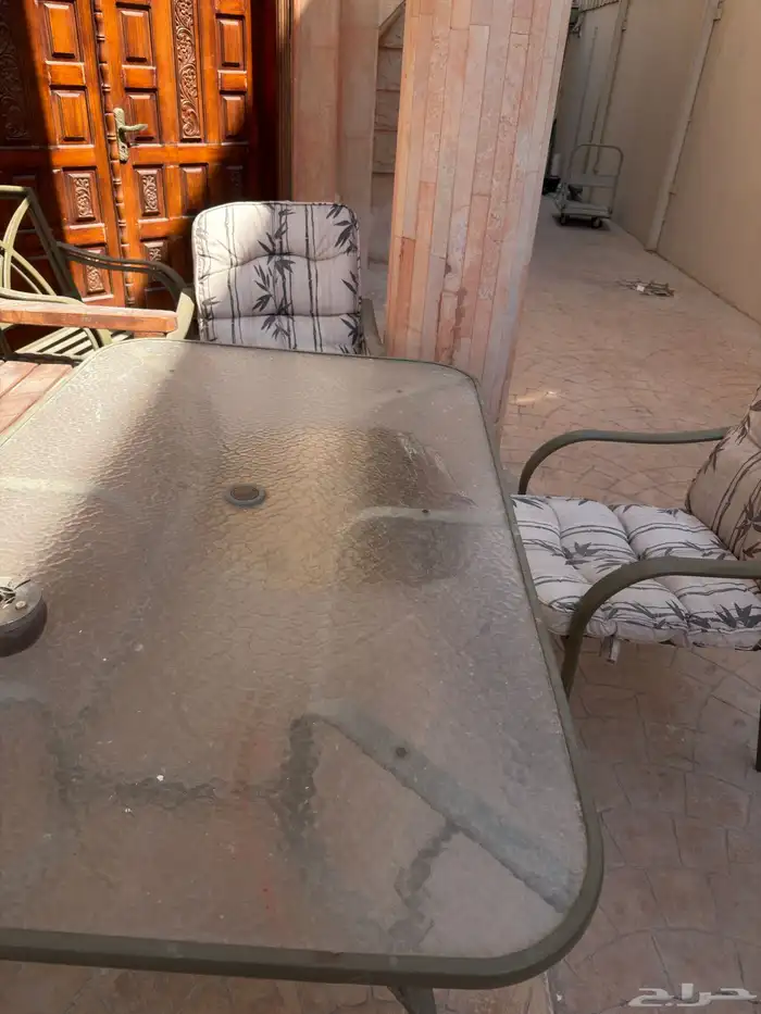 طاولة خارجية مع 6 كراسي 0
