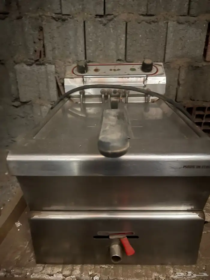 مكينة برست   بطاطس   عجانه   مدخنه   مغاسل   ثلاجة عرض 24