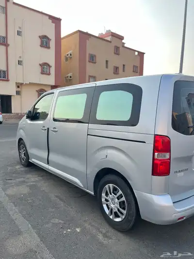 بيجو ترافلر 2018 index