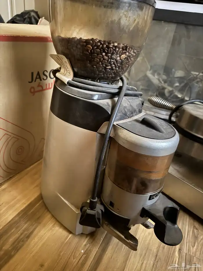 مكينه قهوه اسبريسو واغراض متنوعه 6