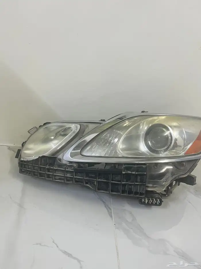 نور لكزس GS 2008 3