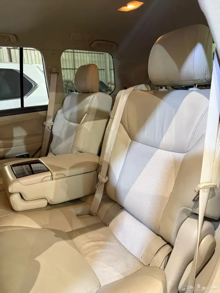 جيب لكزس 2015 LX570 فل كامل 15