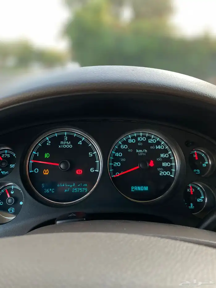 يوكن 2010 SLT ( التوكيلات) 16