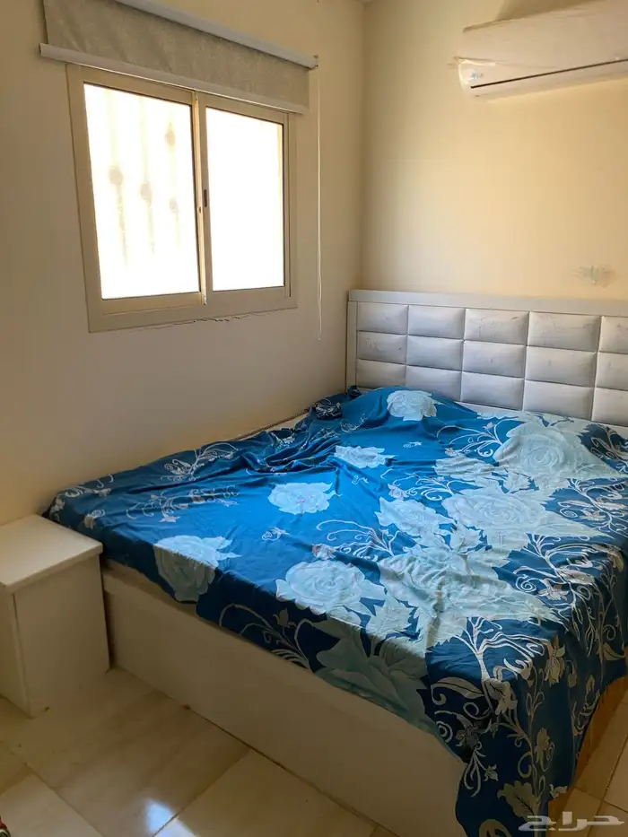 complete bedroom set  king size bed with mattress 1