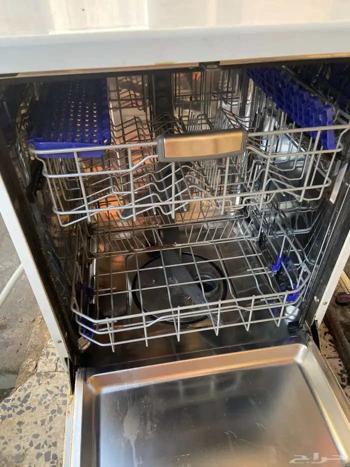 غساله صحون من شركه LG نظيفه جدا استخدام 6 اشهر قابل للتفاوض 3