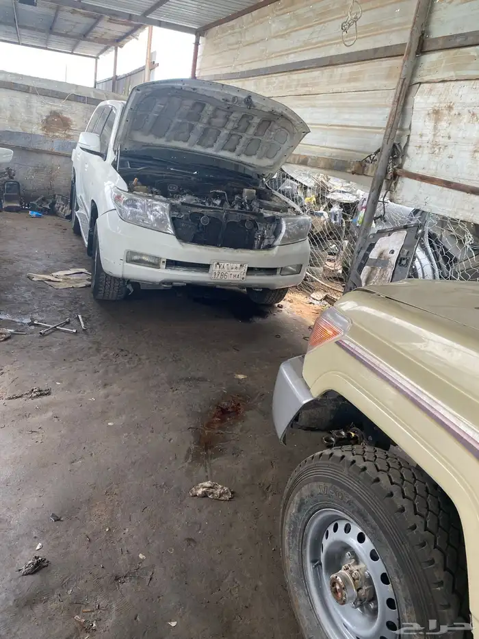 مكاين اسكويا-جيب لكزس 8 سلندر جيب صالون مع التركيب 3