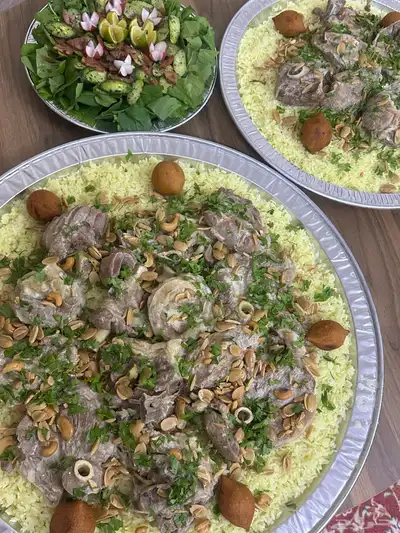 منسف يبيض الوجه index