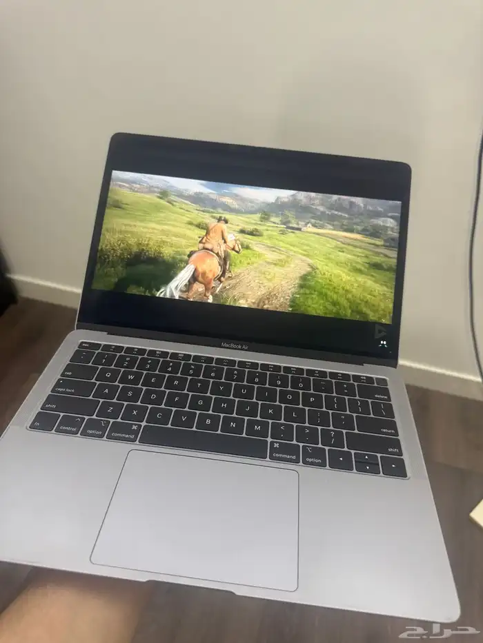 للبيع ماك بوك اير MacBook Air 13-inch (Retina) إصدار 2018 0