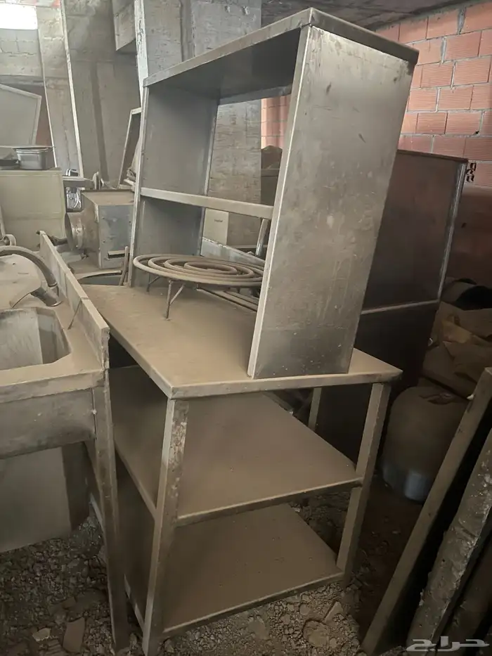 مكينة برست   بطاطس   عجانه   مدخنه   مغاسل   ثلاجة عرض 8