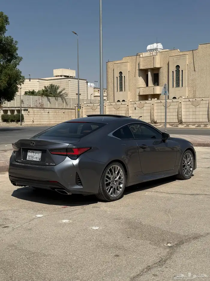 لكزس RC 350 1