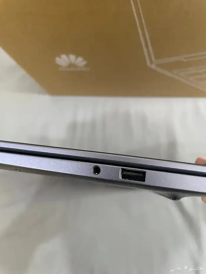 ميت بوك هواوي مقاس 14 معالج i5 5