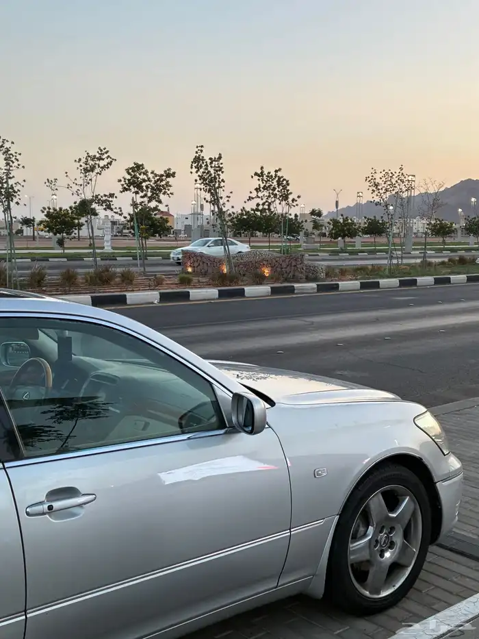 لكزس 430 فل الترا سعودي ( ممشى قليل ) 3