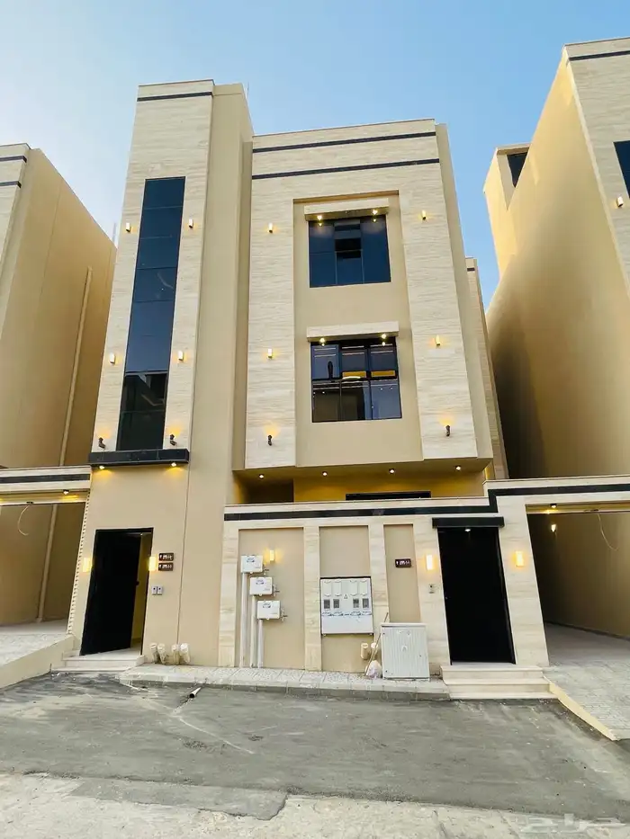 للبيع شقق علوي مع سطح خاص بحي الضيافة بسعر 520 ألف فقط 1