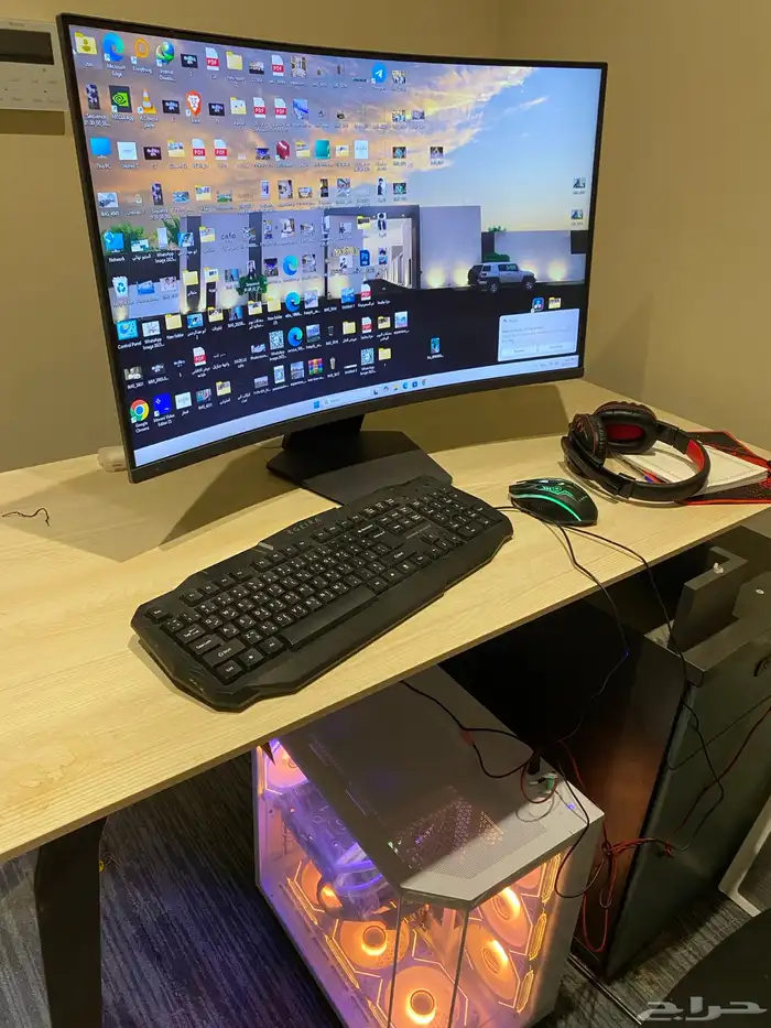 جهاز كمبيوتر مكتبي عالي المواصفات للمصممين 0