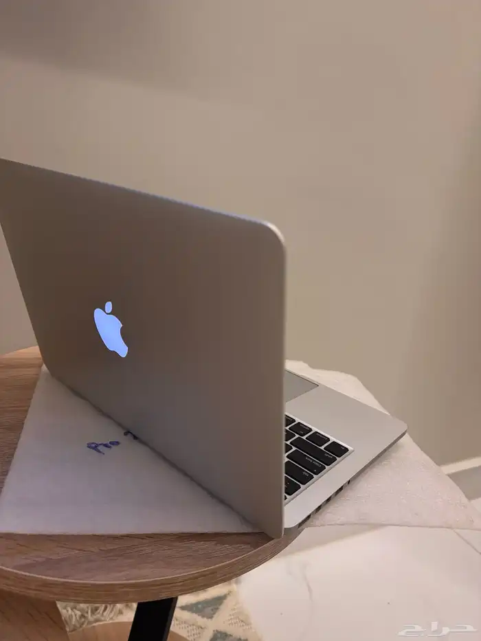 لابتوب ابل ماك بوك برو ذاكرة 256 رام 16 كور i7 1
