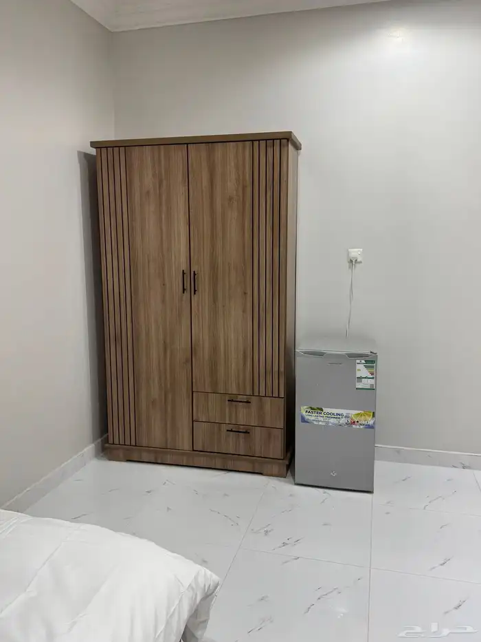 غرفه وصاله موثثه عزاب يومي اسبوعي شهري 1