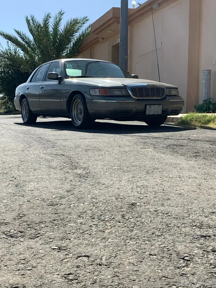 فورد قراند ماركيز GRAND MARQUIS LS 10