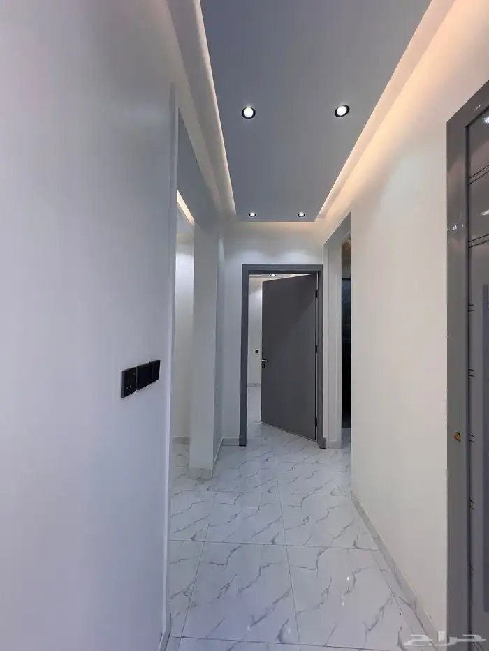 للبيع ارواف علويه وادوار ارضية ببيكه سياره خميس مشيط 6