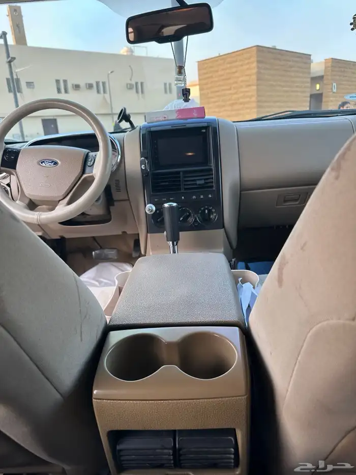 فورد اكسبلور XLT 2010 7