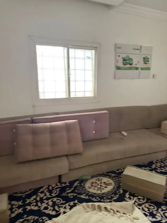 جلسه ارضيه و سرير نوم ب اقل الأسعار لكن رجاء عدم البخص 3