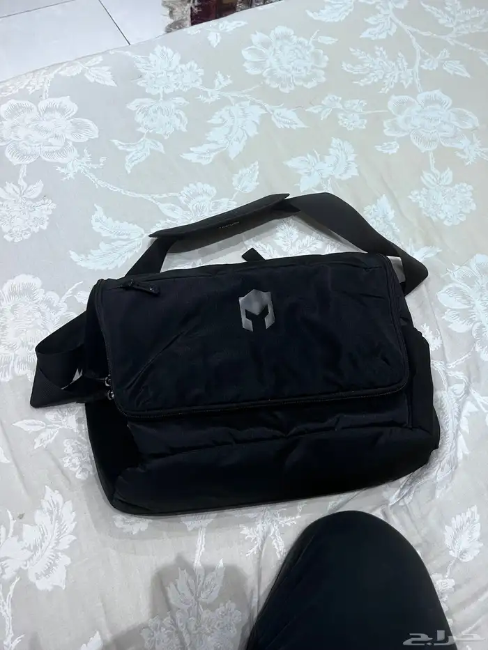 LaptopAsus Vivabook لابتوب 9