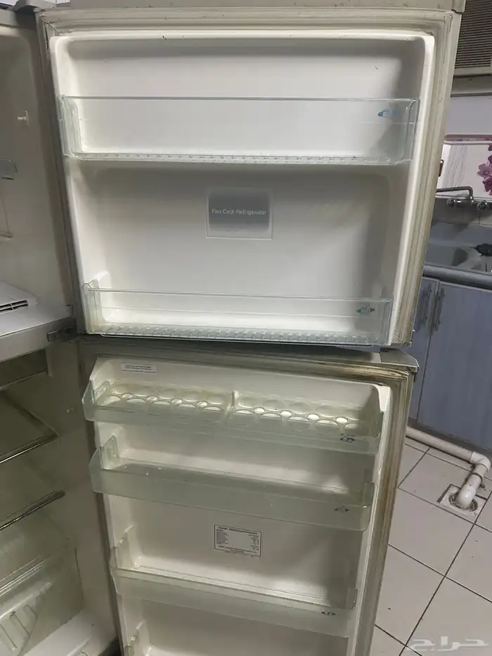 ثلاجة للبيع 1