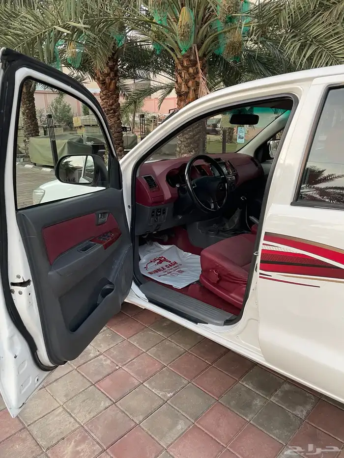 هايلوكس 2015 GLX 8