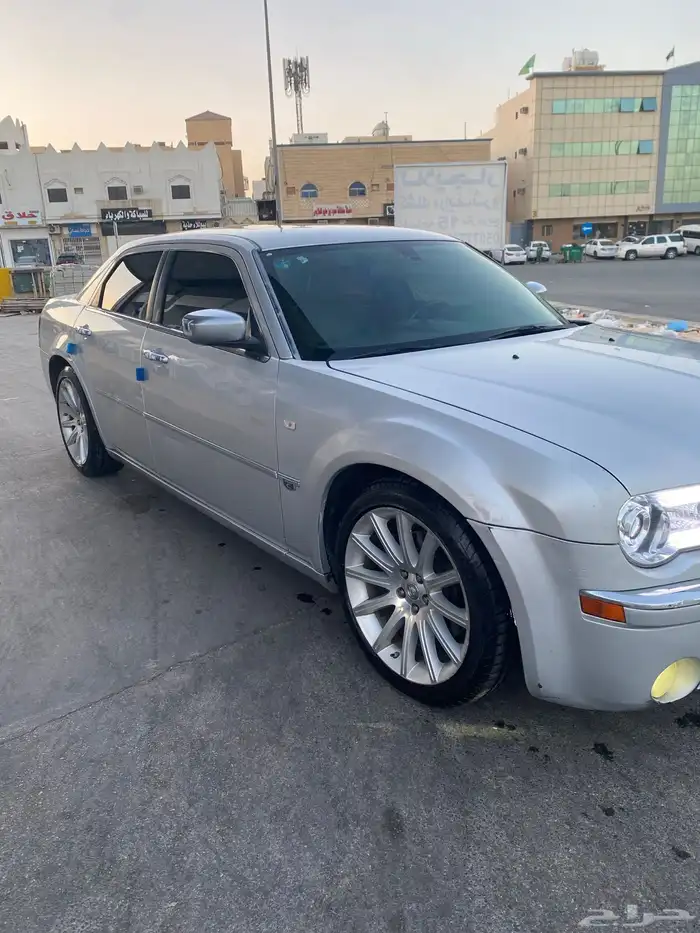 كلايسلر الموديل 2006 8سلندرل الممشى تقريبا 350 5