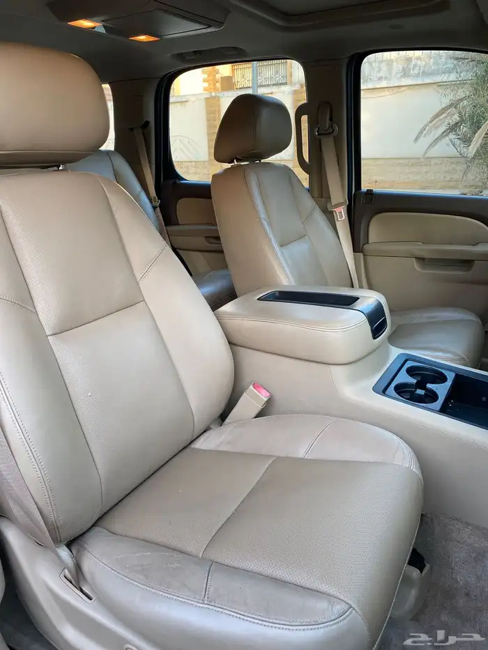 يوكن 2010 SLT ( التوكيلات) 13