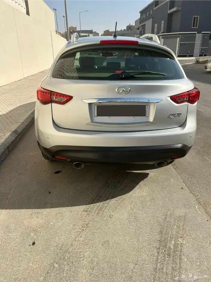 إنفينيتي QX70 2020 3