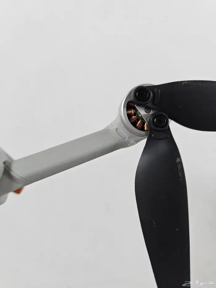 للبيع درون dji mini 4 pro combo plus 21