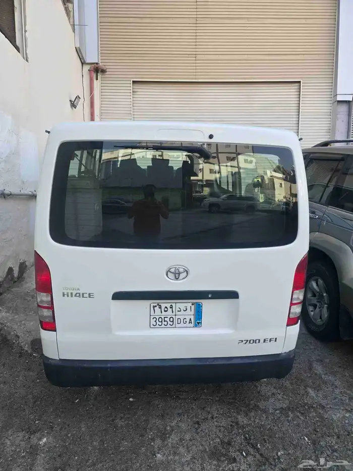 باص 2011 نظيف من كل شئ بدون صدمات رش نظافه 2