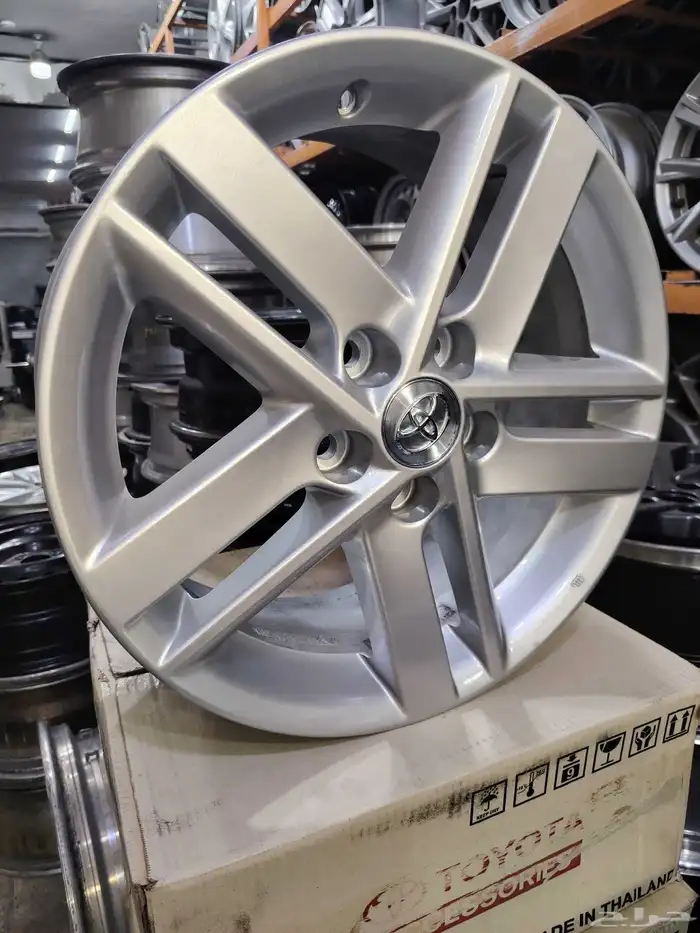 جنوط كامري سبورت اصلي 8