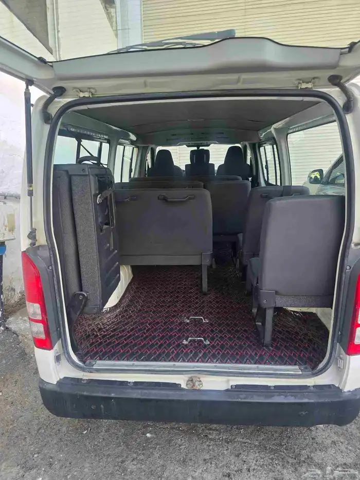 باص 2011 نظيف من كل شئ بدون صدمات رش نظافه 0