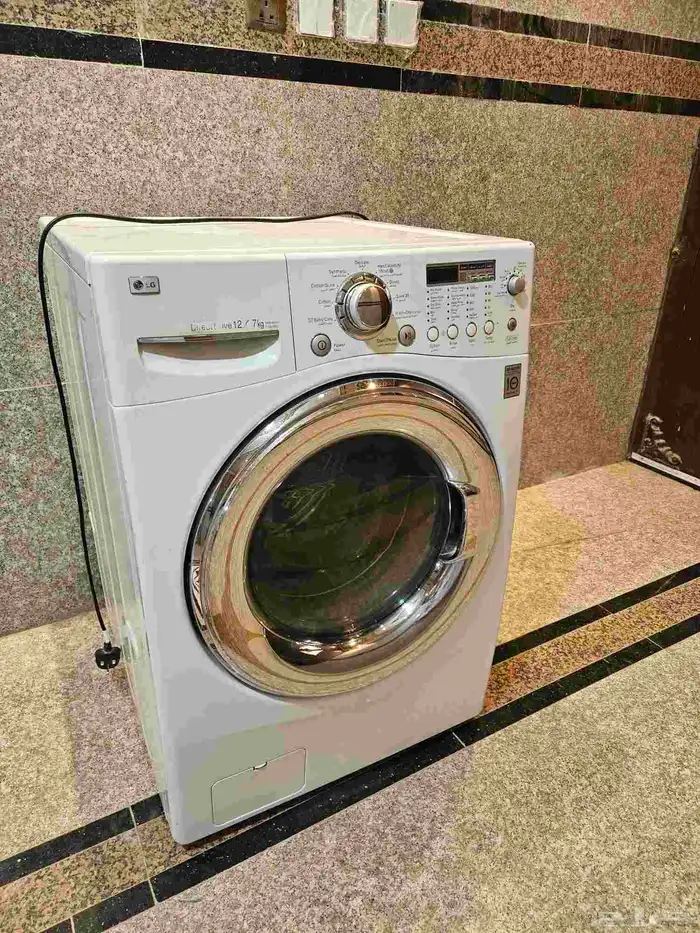 غسالة ملابس LG اوتوماتيك (غسيل 12 كيلو  تنشيف 7 كيلو) 0