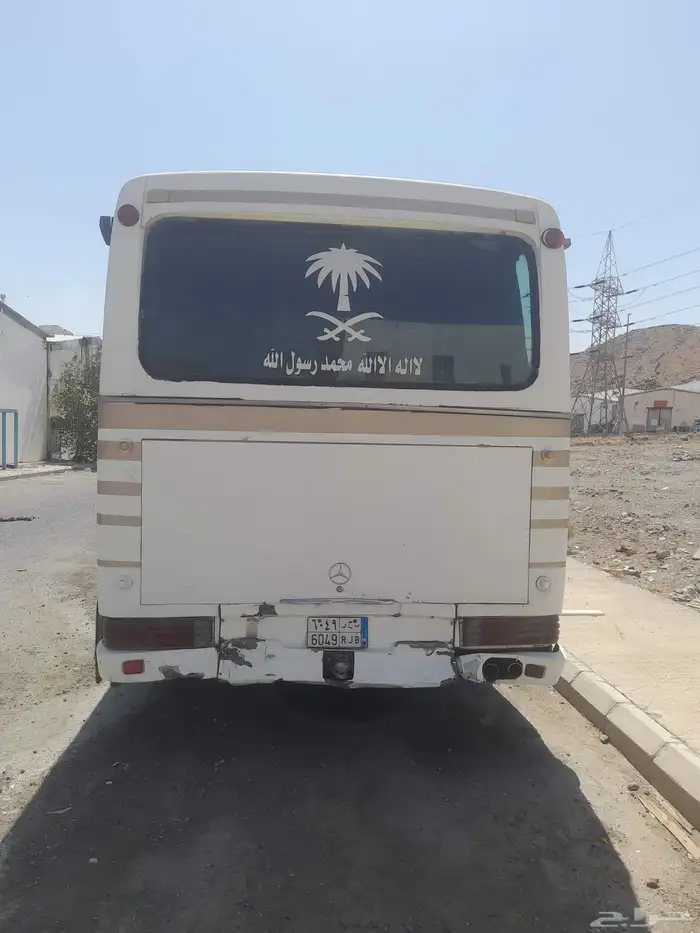 باص مرسيدس للبيع مفحوص ومجدد 0