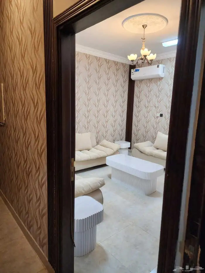 شقه مفروشه دفع شهري 2250 عقدسنوي العزيزيه قرب بن دواد 16
