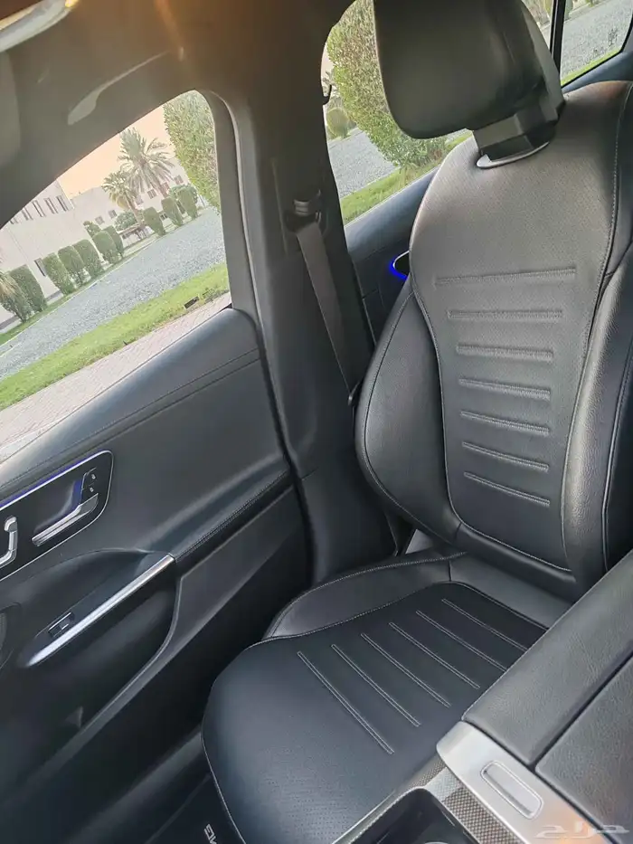 مرسيدس C300 kit Amg نايت بكج موديل 2023 وارد أمريكا 13
