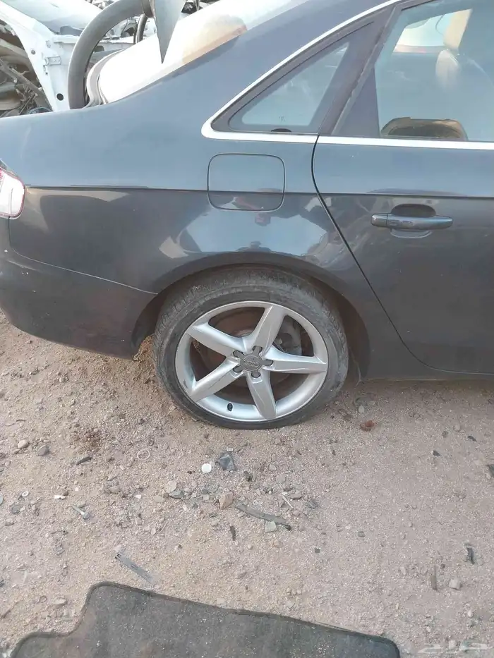 اودي a4 قطع غيار 3