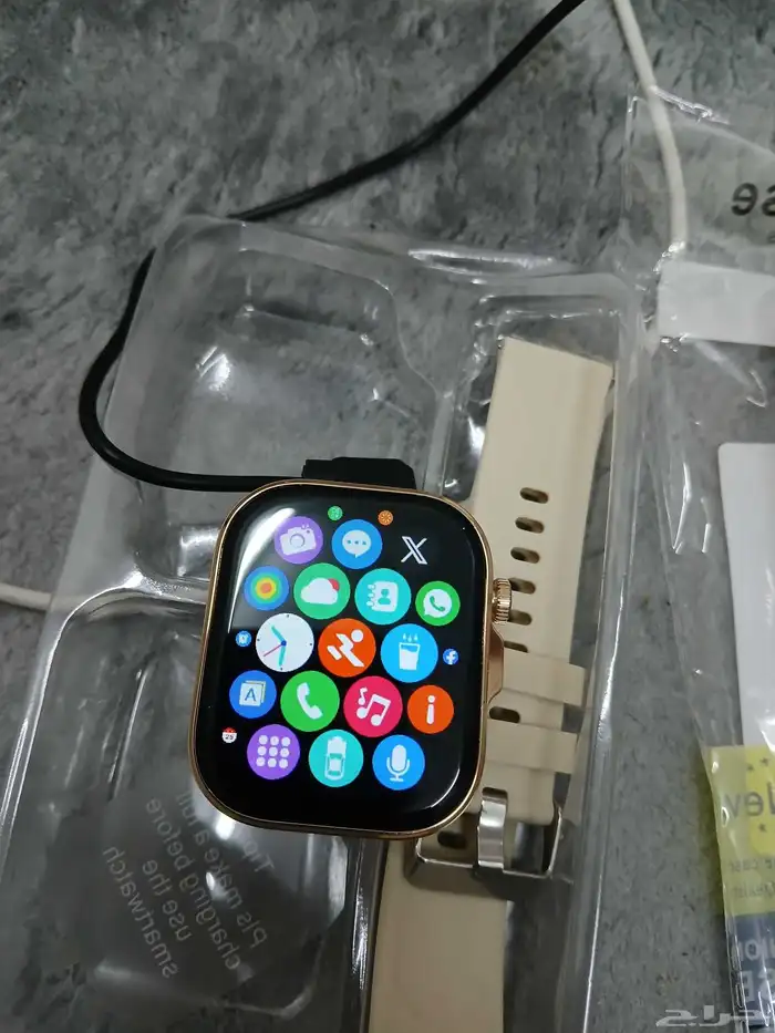 ساعة ذكية سمارت جديد 250 ريال غطاء جديد جوال هونر برو 15شاحن 1