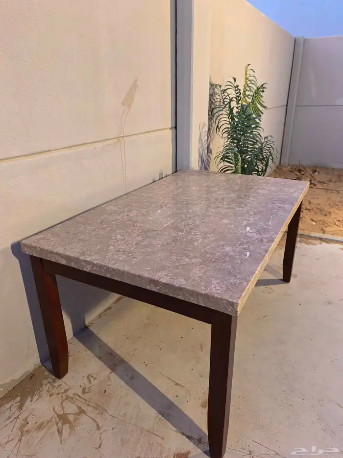 طاولات فخمة بحالة جيدة 0
