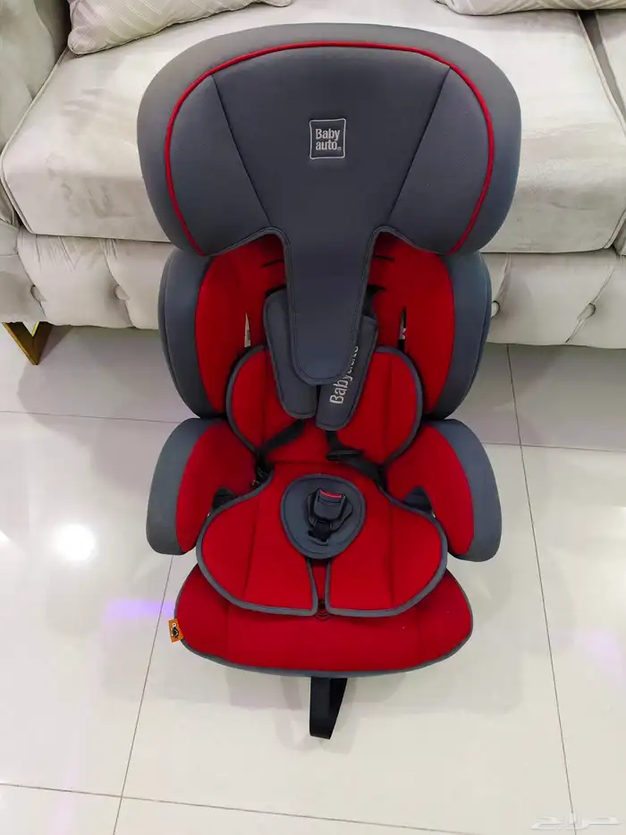 سرير اطفال وكرسي سياره 3