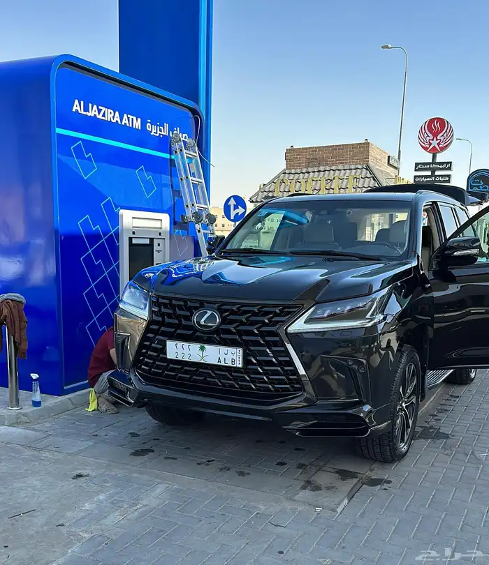 سيارة لكزس للبيع بسكاكا 3