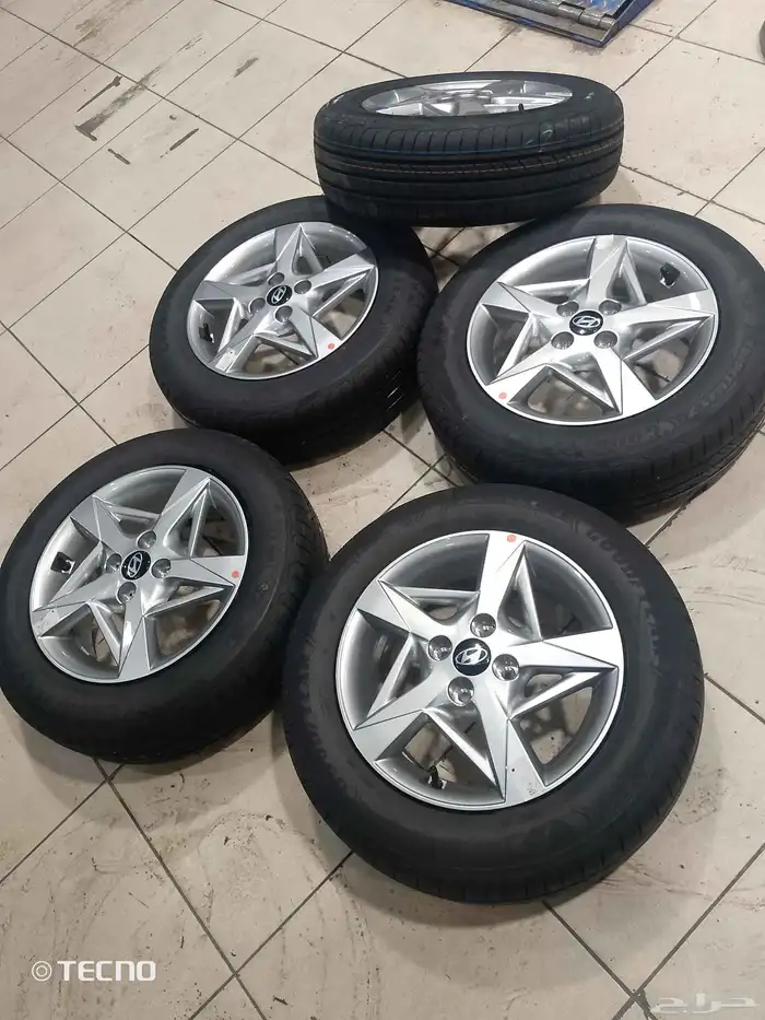 5 جنوط اكسنت أصلي وكاله معى كفرات جودير 2025 2