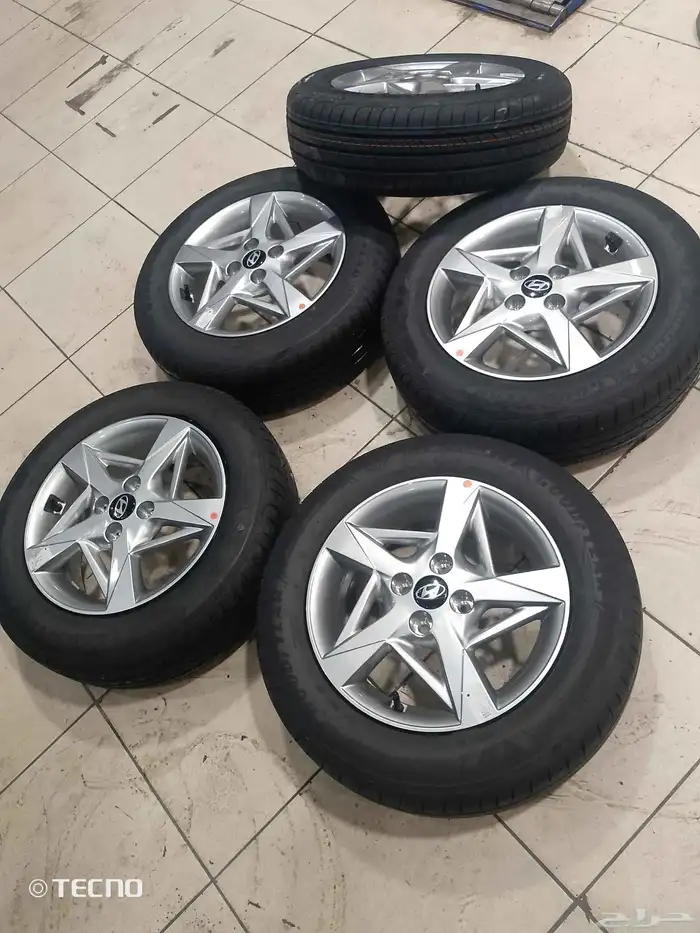 5 جنوط اكسنت أصلي وكاله معى كفرات جودير 2025 0