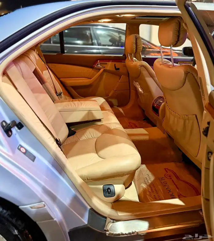 مرسيدس 2002 (نظيف) ممشى 100 الف  V6 8