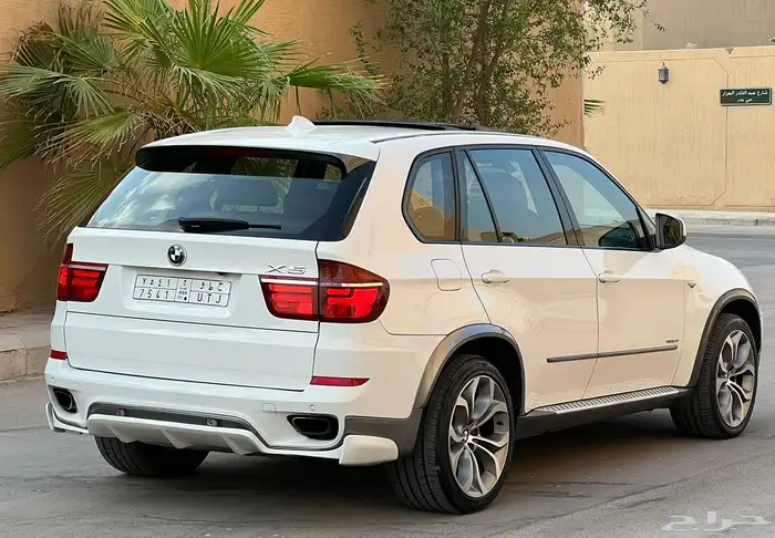 بي ام دبليو X5 2013 (بحالة ممتازة) 6