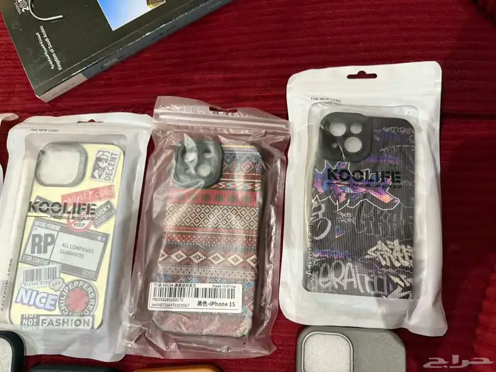 كفرات ايفون 15 عادي العدد  10 غير مستعمله 6