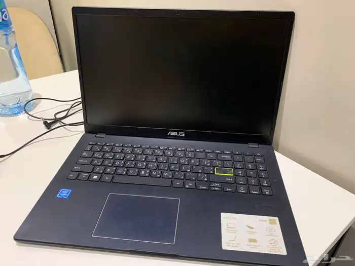 لابتوب من شركة ASUS 1